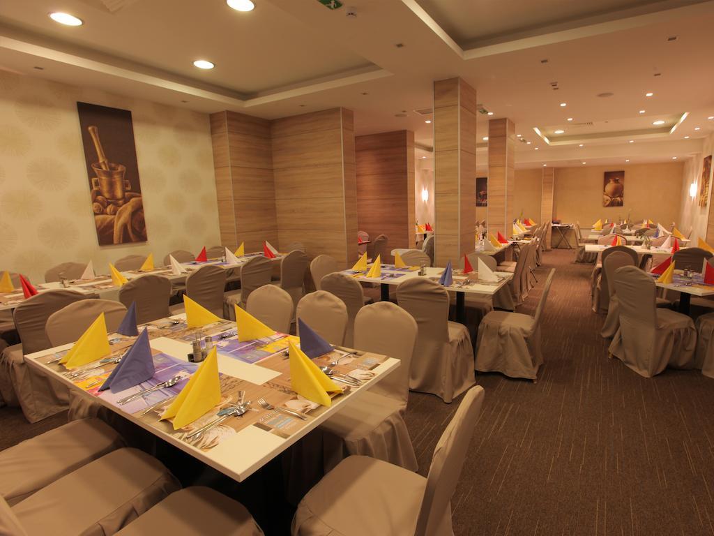 Hotel Angella โคเปานิก ภายนอก รูปภาพ